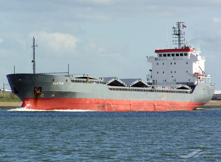 ship photo