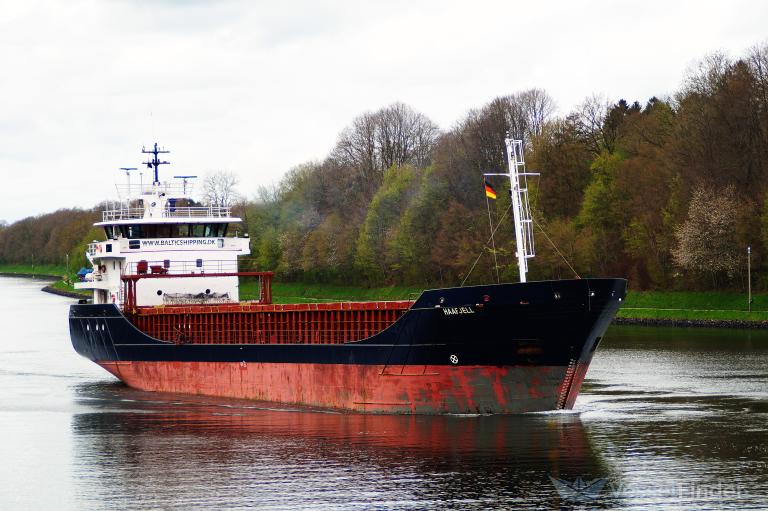 ship photo