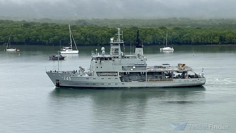 AUSTRALIAN WARSHIP photo