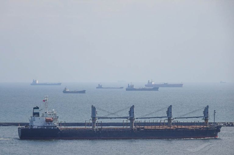 ship photo