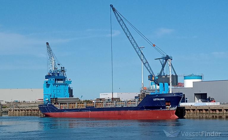 ship photo