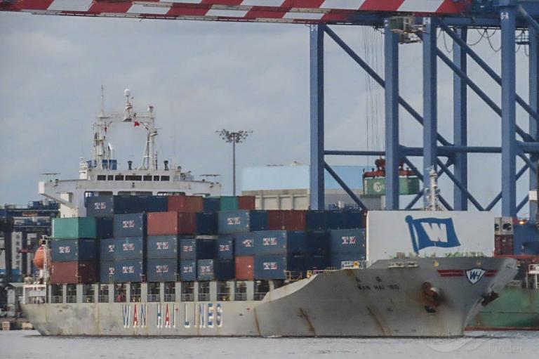 Wan Hai 165 Container Ship Details And Current Position Imo 9158850 Mmsi 565128000 Vesselfinder