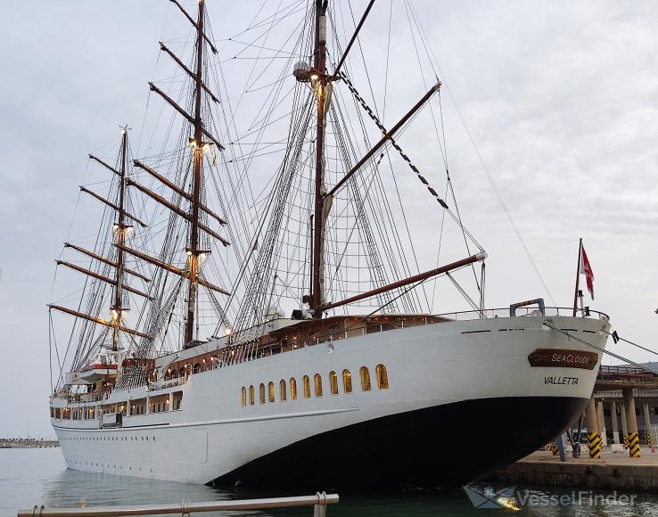 Sea Cloud II — Wikipédia