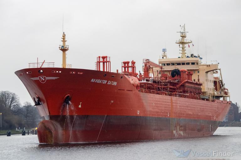 NAVIGATOR SATURN photo