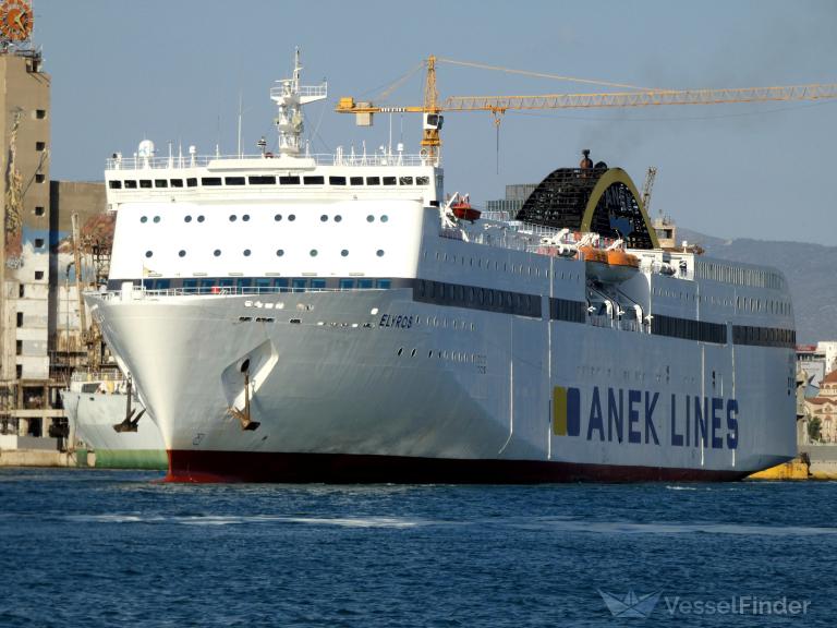 ship photo