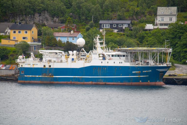 ARTEMIS ANGLER photo