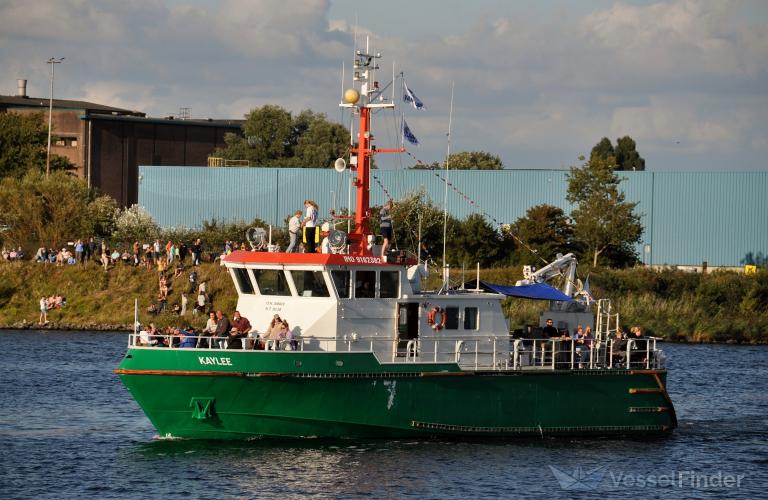 ship photo