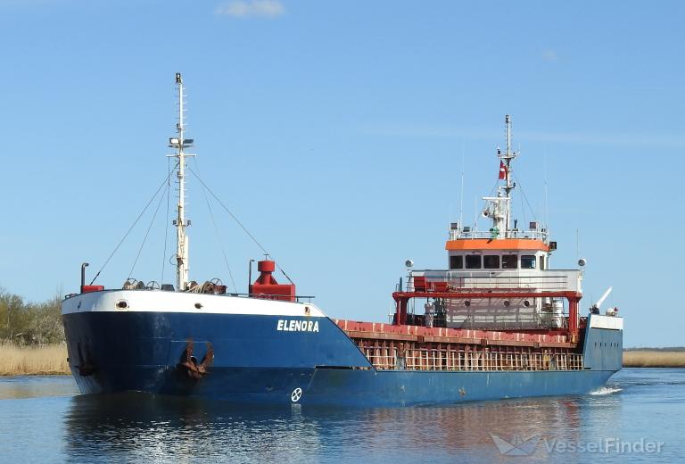 ship photo