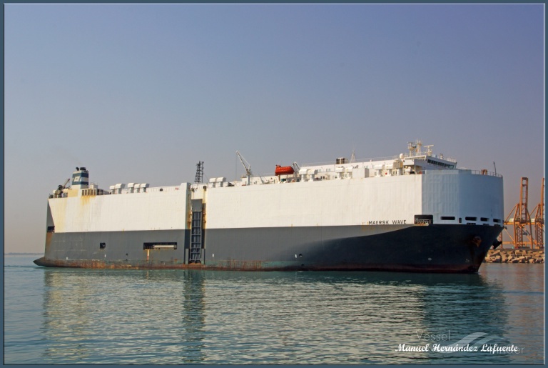 HOEGH YOKOHAMA, Vehicles Carrier - Details and current position 