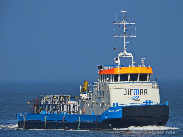 ship photo