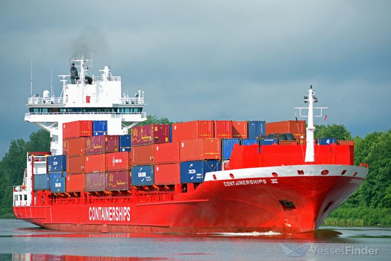 CONTAINERSHIPS 6 photo