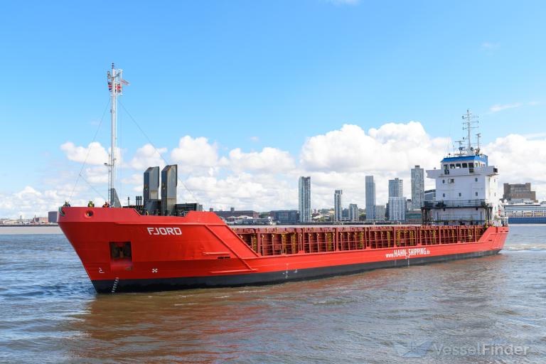 ship photo