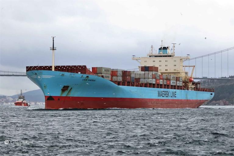 MAERSK LOTA, Container Ship - Details and current position - IMO 9526954 -  VesselFinder