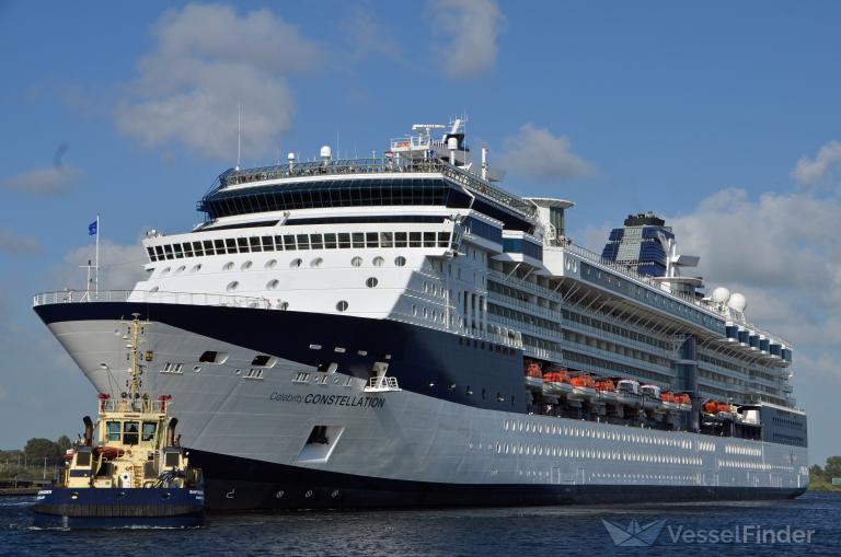 ship photo by Henk Jungerius