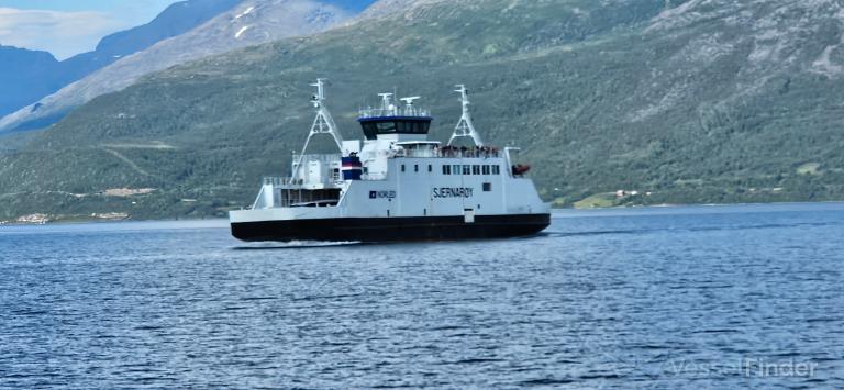 ship photo