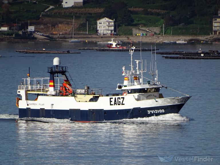 CARMEN E PILAR photo