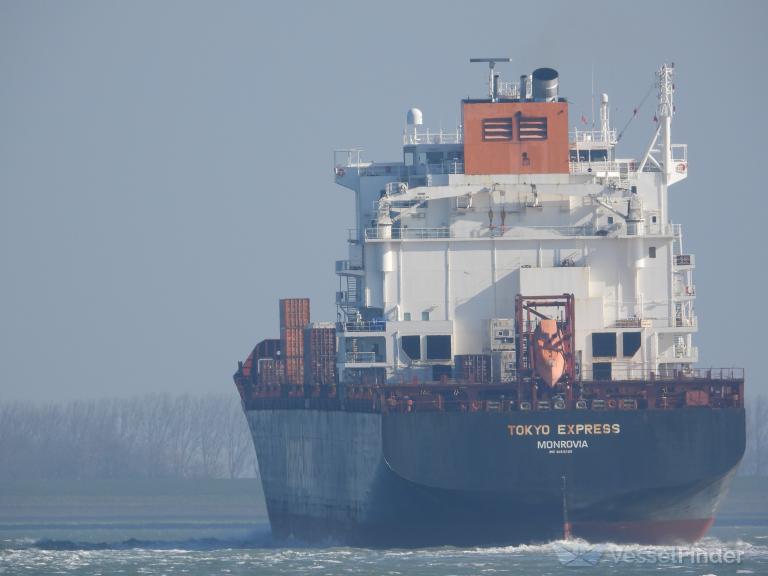 Tokyo Express - Cargo Ship, IMO 9193290, MMSI 636093145, Callsign 5LJE6,  Flag Liberia 
