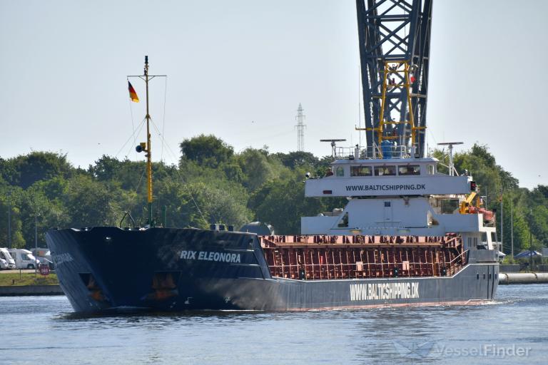 ship photo