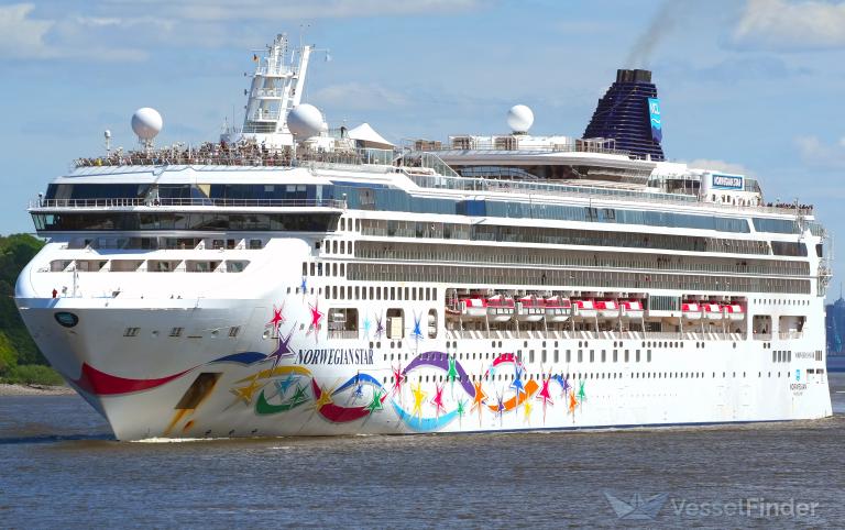 ship photo
