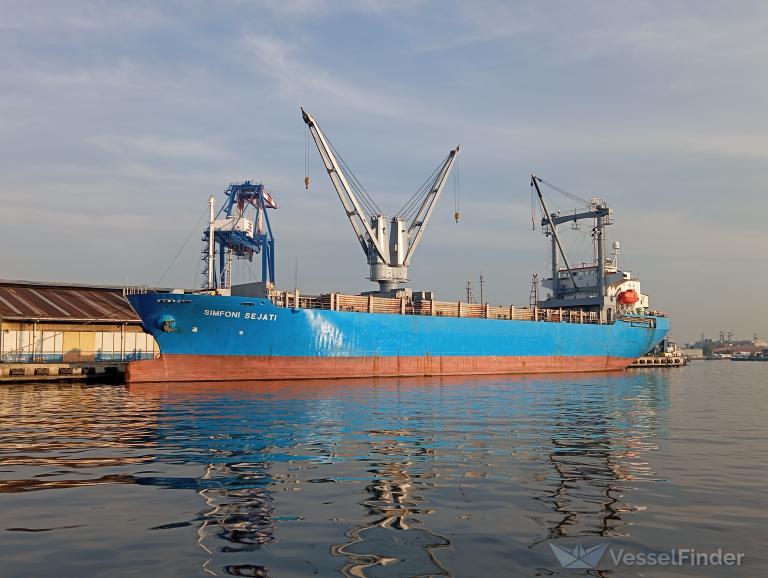 MV SIMFONI SEJATI photo