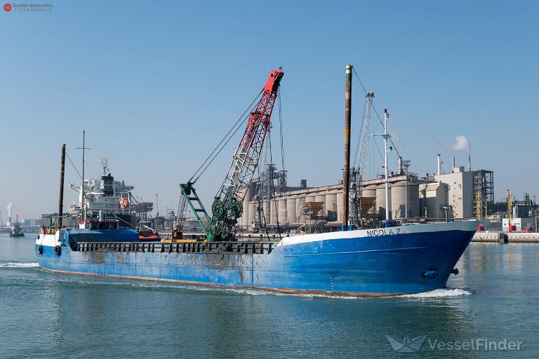 ship photo