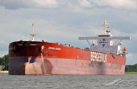 BERGE EIGER  Bulk Carrier Details and current position 