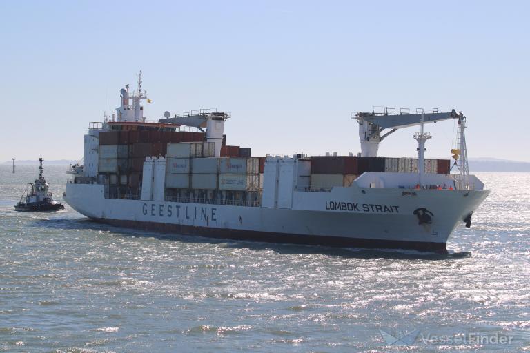 LOMBOK STRAIT