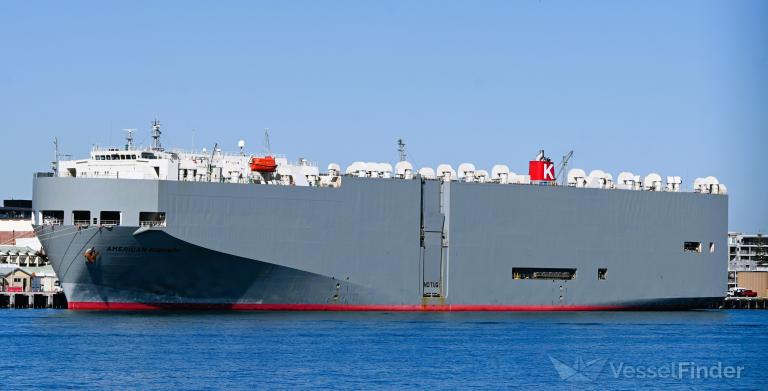 AMERICAN HIGHWAY photo