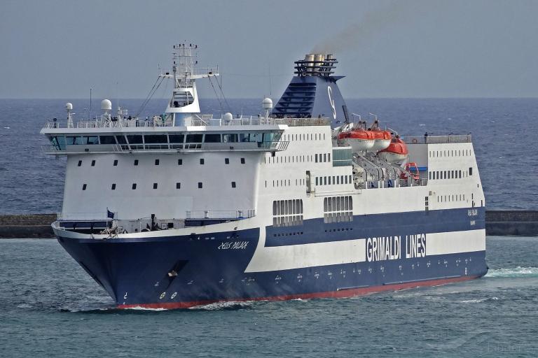 ZEUS PALACE, Passenger/RoRo Cargo Ship Dettagli