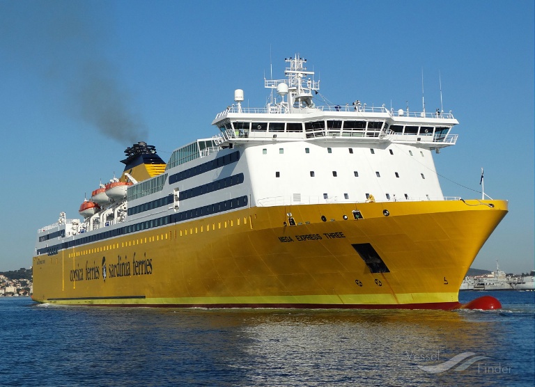 MEGA EXPRESS THREE, Passenger/RoRo Cargo Ship Dettagli della nave e posizione attuale IMO