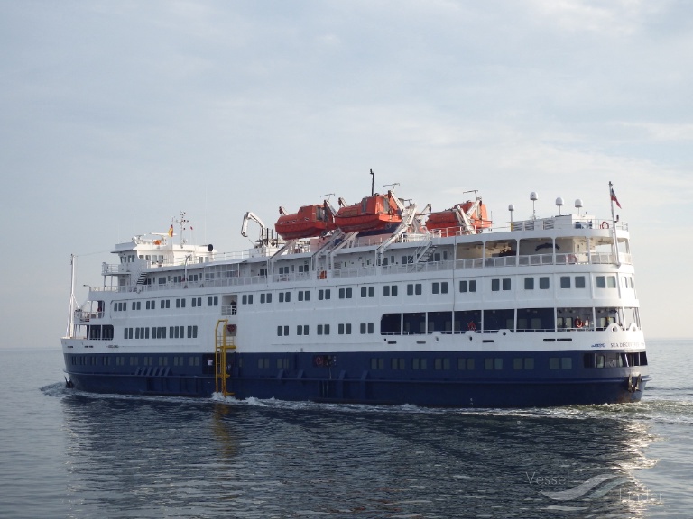 Victory Ii Passenger Cruise Ship Details And Current Position Imo 9213131 Mmsi 311050300 Vesselfinder