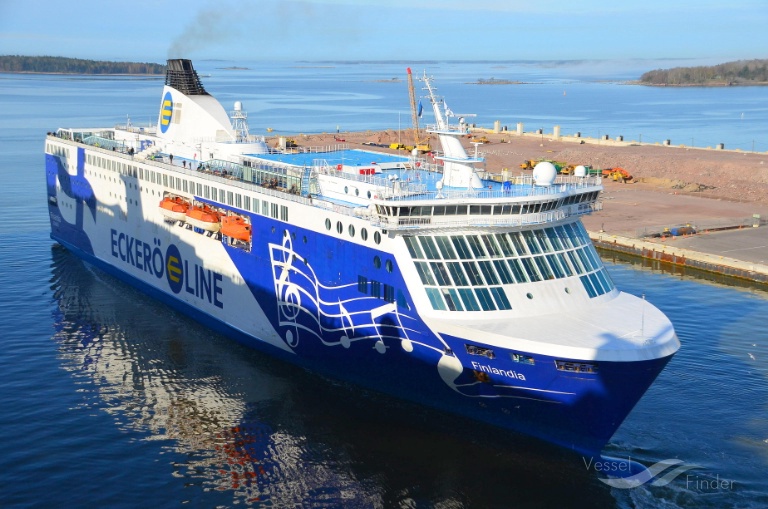 FINLANDIA, Passenger/RoRo Cargo Ship Details and current position