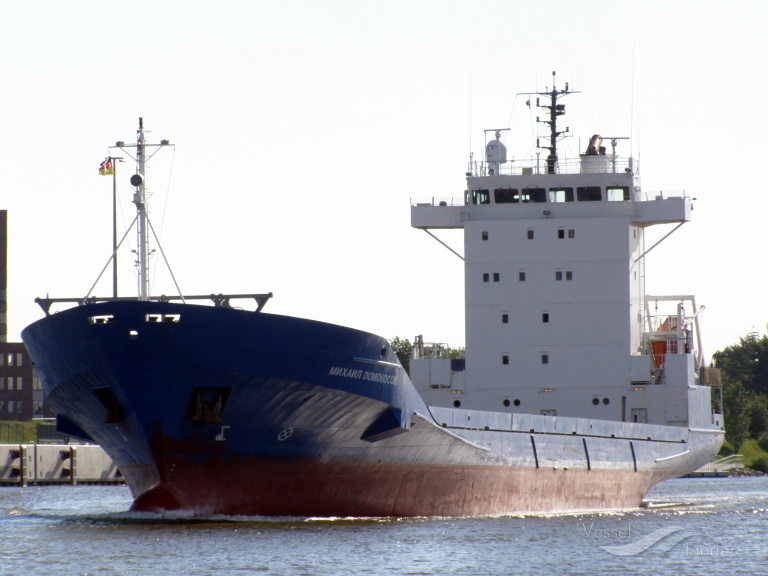 ship photo