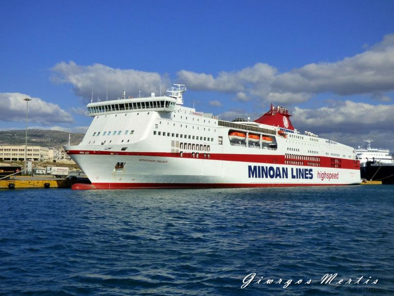 MYKONOS PALACE, Passenger/Ro-Ro Cargo Ship - Detalles del buque y ...