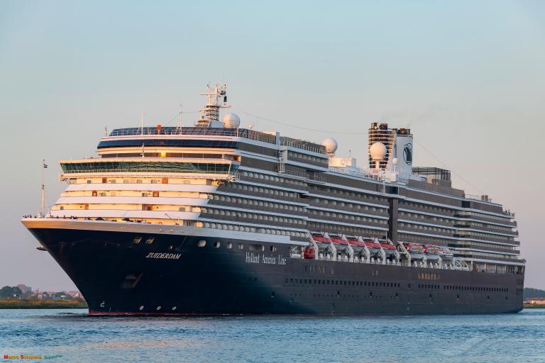 zuiderdam cruise ship current location