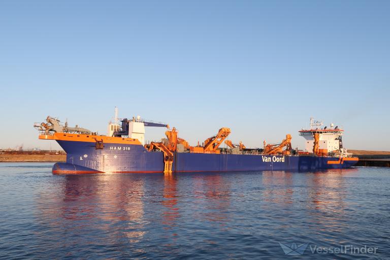ship photo