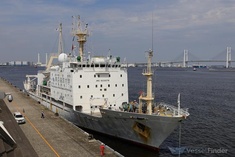 ship photo
