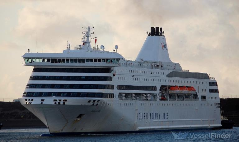 ROMANTIKA, Passenger/Ro-Ro Cargo Ship - Details and current position ...