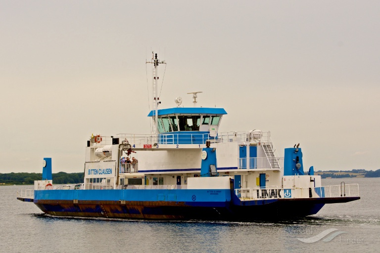 BITTEN CLAUSEN photo