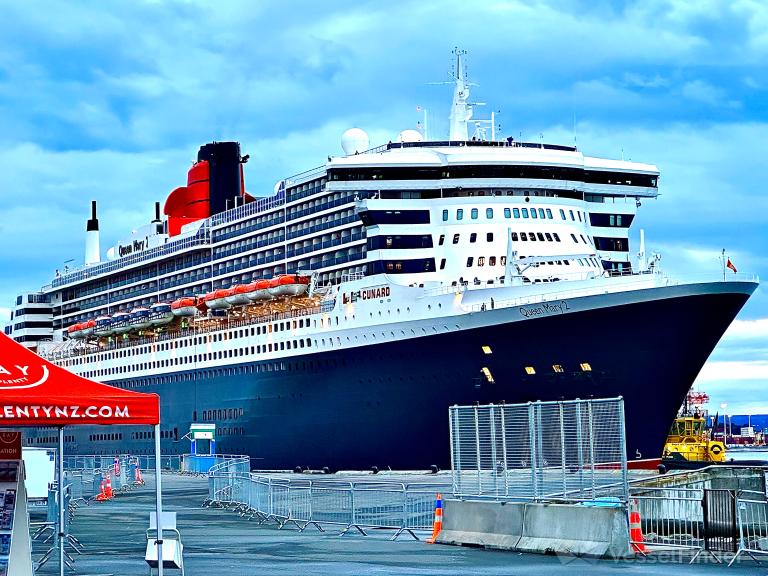 QUEEN MARY 2