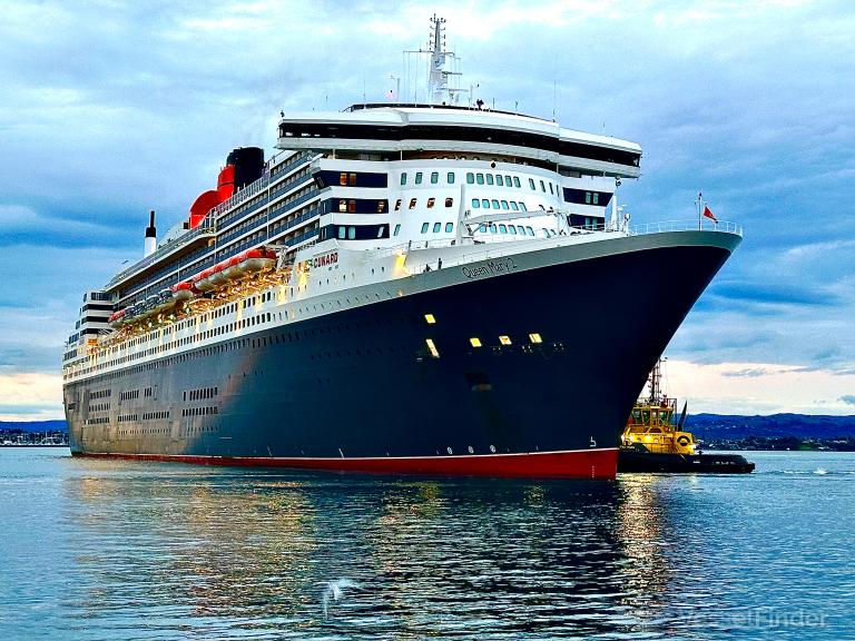 QUEEN MARY 2