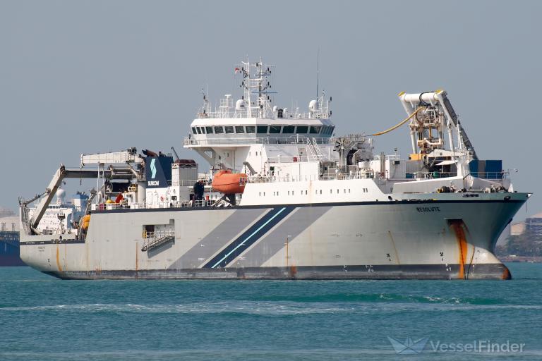 RESOLUTE, Cable Layer Details and current position IMO 9242340