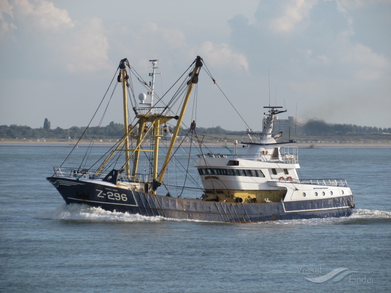 Z-296, Fishing Vessel - Details and current position - IMO 9242807 MMSI ...