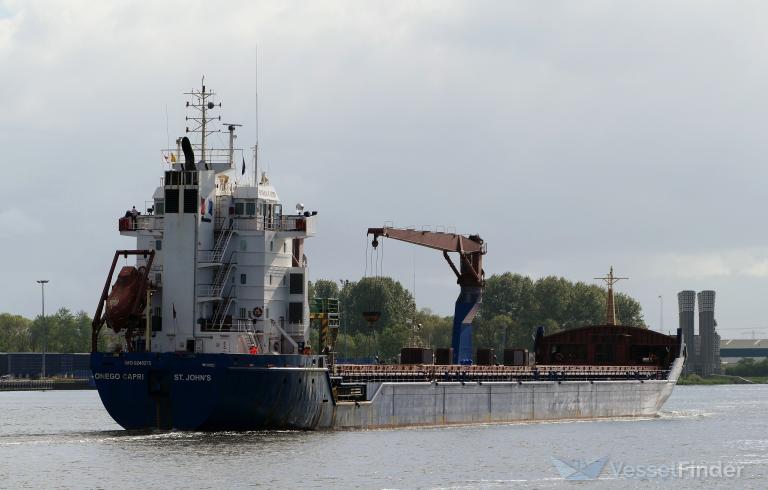 ship photo by marcel coster
