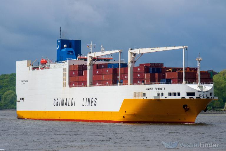 GRANDE FRANCIA Posizione attuale (Ro-Ro Cargo Ship, IMO 9246592) -  VesselFinder