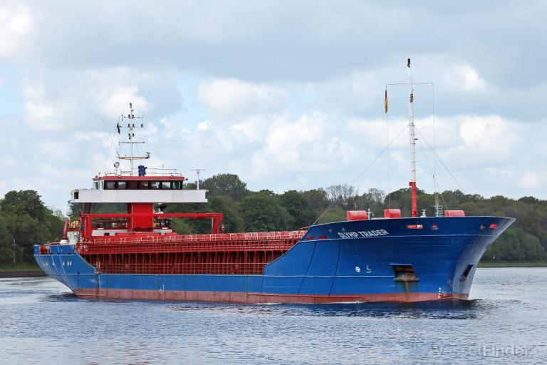 ship photo