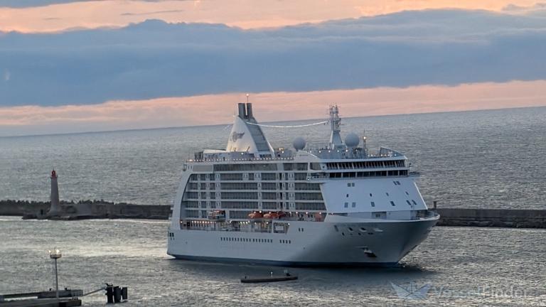 SEVEN SEAS VOYAGER