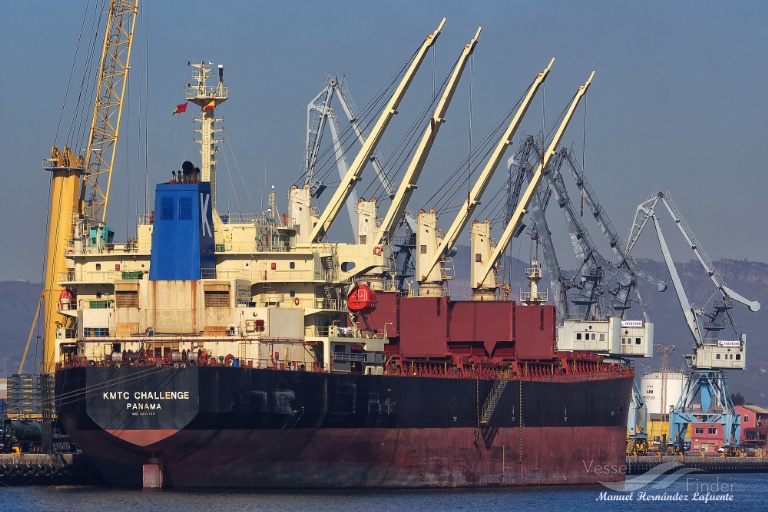 MANALAGI TISYA photo