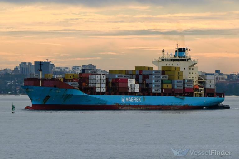 OLUF MAERSK photo