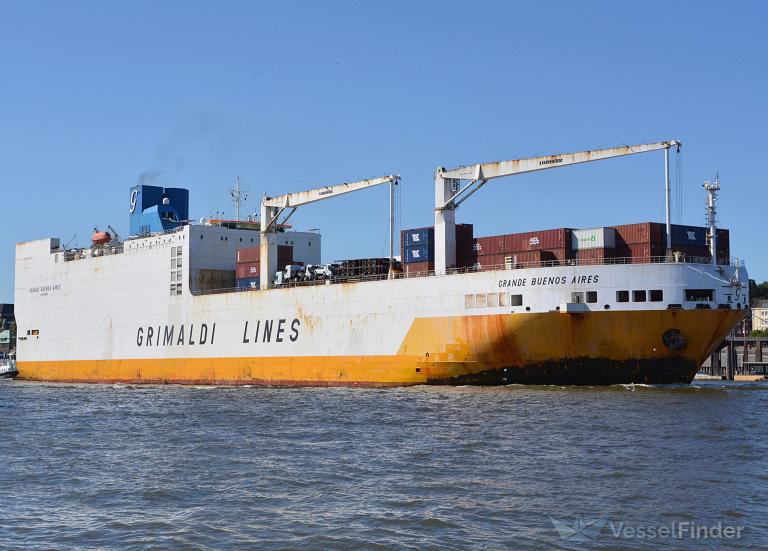 ship photo